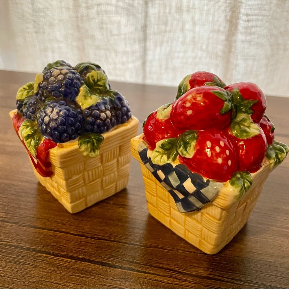 Fruit Basket Ceramic Salt & Pepper Shakers